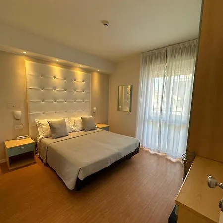 Ardea 4*