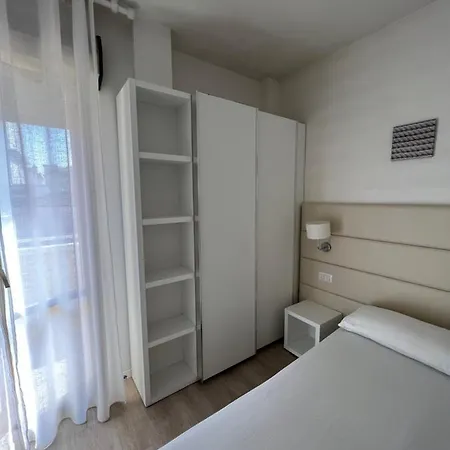 アパートホテル Ardea