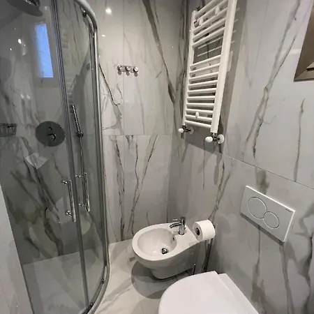 アパートホテル Ardea リッチョーネ