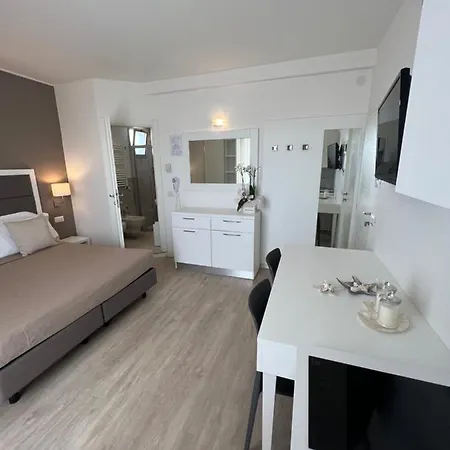 Ardea アパートホテル リッチョーネ