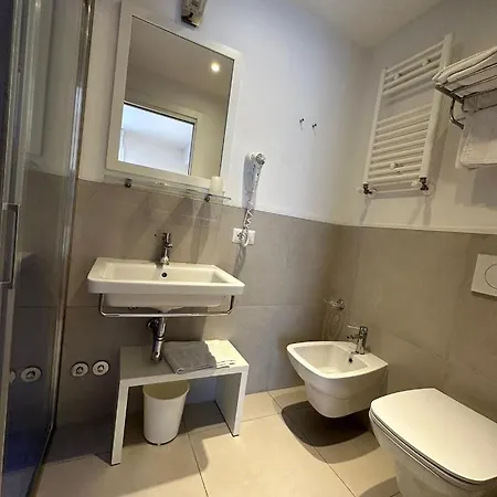 アパートホテル Ardea リッチョーネ