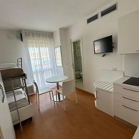 アパートホテル Ardea リッチョーネ